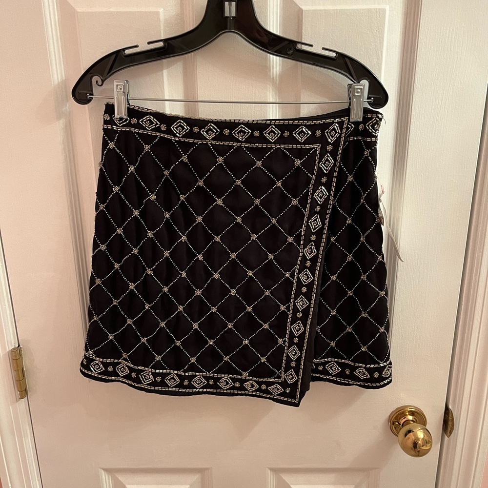NWT Tobi beaded skirt, size large